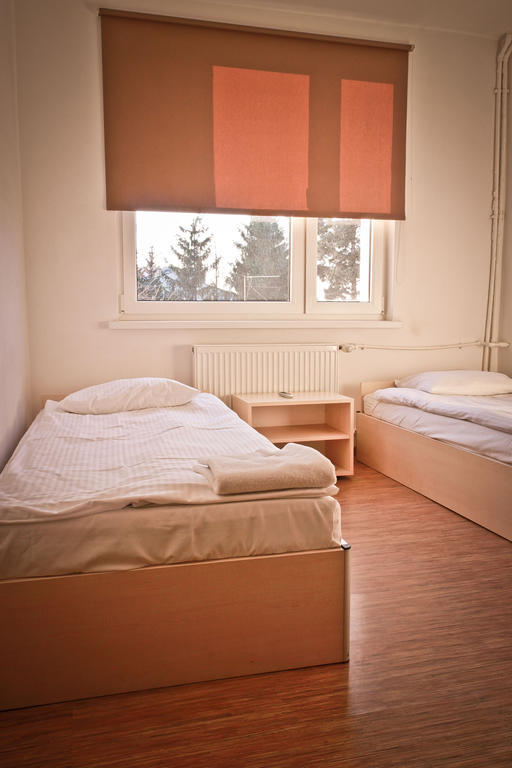 Hostel24 Bed&Breakfast Bydgoszcz Rum bild